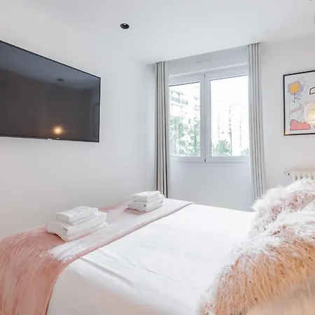 Apartment Lovely - 3br 6p - Canal St Martin Paris